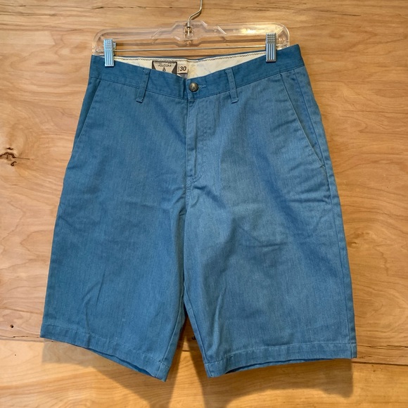 Volcom Shorts - Picture 1 of 3
